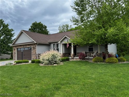 52 Cedars Dr, Poland, OH, 44514-5844 | Card Image