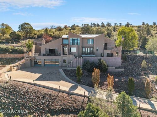 945 Ohio St, Prescott, AZ, 86303-5420 | Card Image