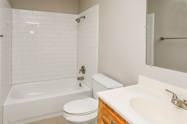 6321 Briar Knoll Dr, House other with 3 bedrooms, 2 bathrooms and null parking in Garland TX | Image 16