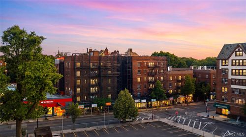 b2-7234 Austin Street, New York, NY, 11375 | Card Image