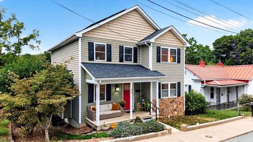 26 Lake Ave, STAUNTON, VA, 22980 | Card Image