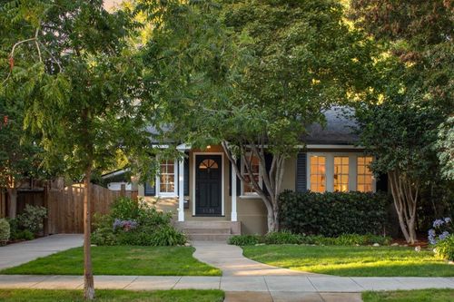 1135 Guinda St, Palo Alto, CA, 94301-3323 | Card Image