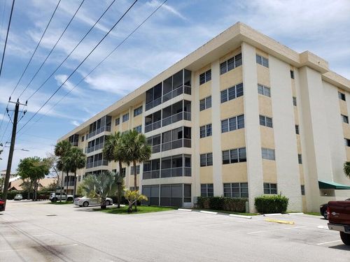 5090-55 Sw 2nd Ave, Boca Raton, FL, 33432-4762 | Card Image