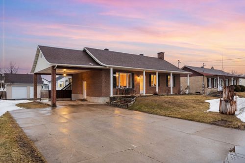 3294 Rue Des Grives, Bécancour, QC, G9H3Y9 | Card Image