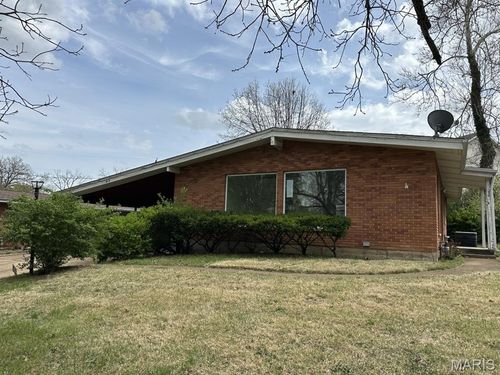 520 Bahia Dr, Saint Louis, MO, 63119-1517 | Card Image