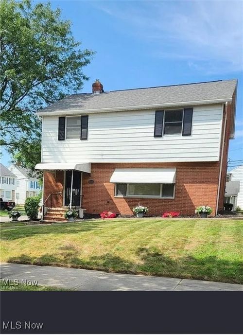 16805 Scottsdale Blvd, Shaker Heights, OH, 44120-5112 | Card Image