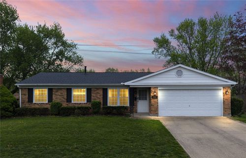 4900 Baldwin Hills Dr, Englewood, OH, 45322-3508 | Card Image