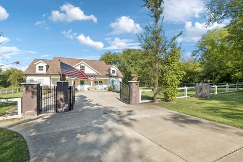 120 Coop Rd, Bell Buckle, TN, 37020-4603 | Card Image