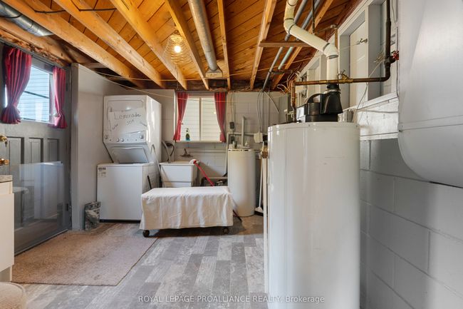 109 Old Madoc Rd, House other with 3 bedrooms, 1 bathrooms and 10 parking in Foxboro ON | Image 29