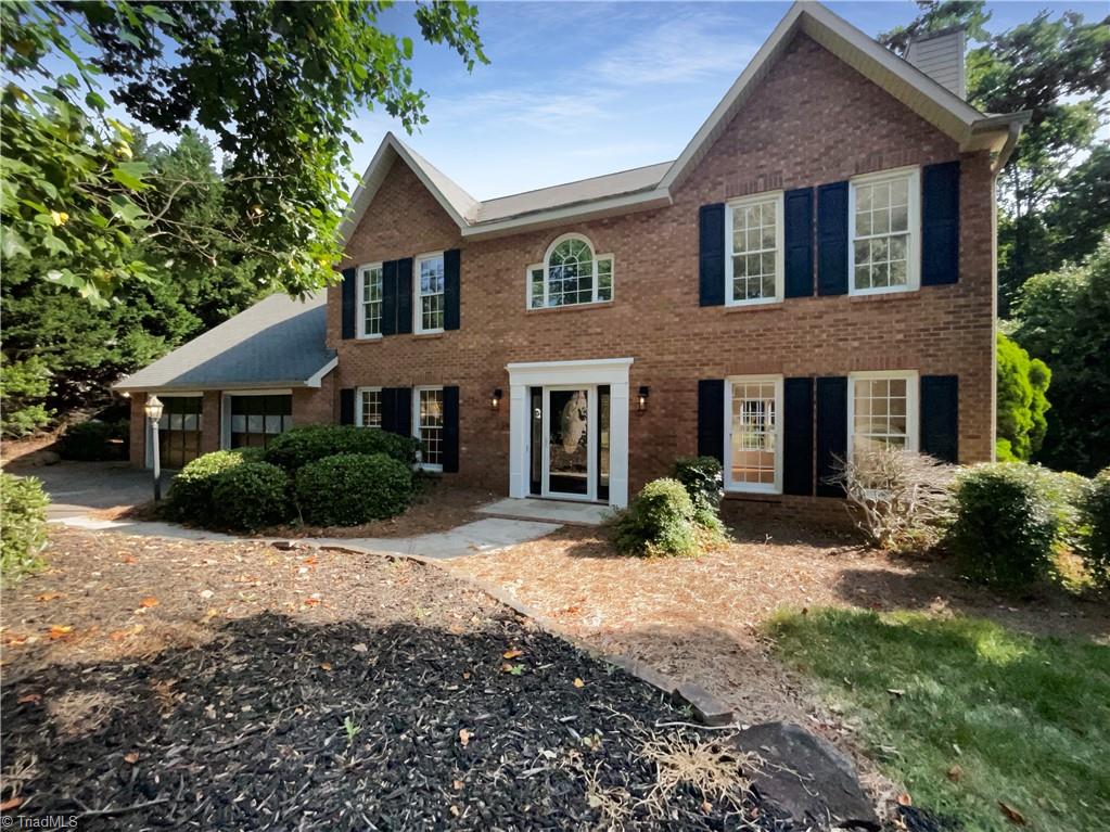 Somerset Dr, Winston Salem, NC 27103