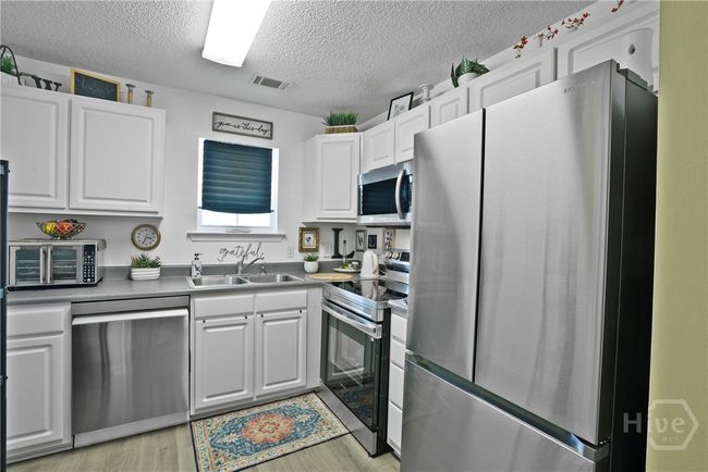 APT-70 - 310 Tibet Ave, Condo with 2 bedrooms, 2 bathrooms and null parking in savannah GA | Image 9