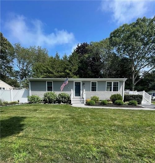 5 Wayland Trl, Narragansett, RI, 02882-2711 | Card Image