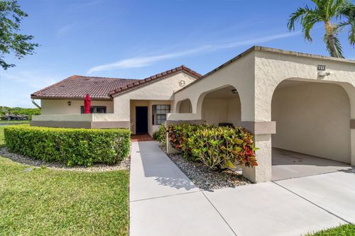 5531 Parkwalk Cir E, Boynton Beach, FL, 33472-2313 | Card Image
