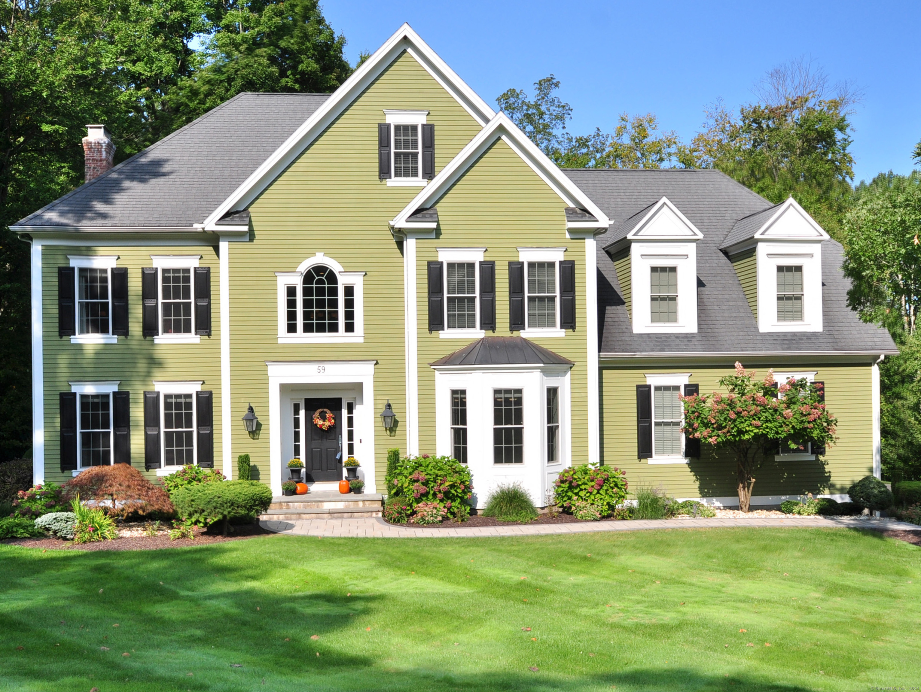 Bart Dr, Collinsville, CT 06019