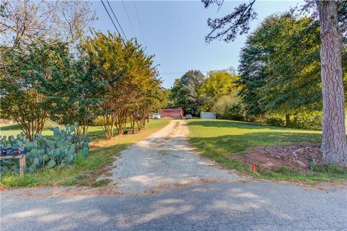 6184 Mitchell St, flowery branch, GA, 30542-3239 | Card Image