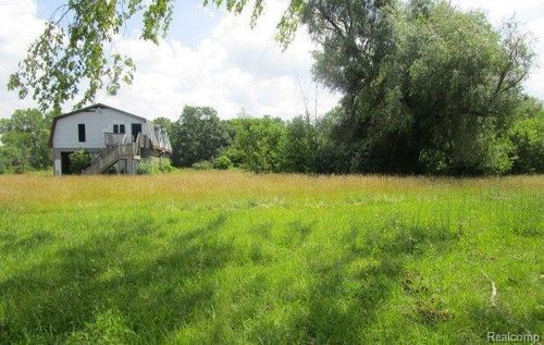 V/L 0000 Detroit Street, Mt. Morris, MI, 48505 | Card Image