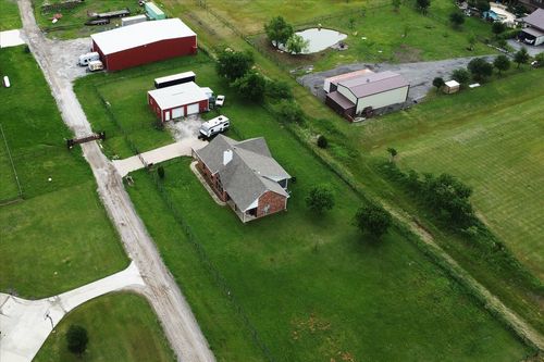 6005 Hawkeye Road, Krum, TX, 76249 | Card Image