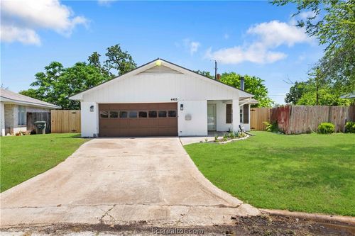 4403 Robinhood Cir, Bryan, TX, 77803-0438 | Card Image