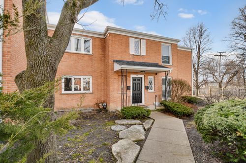 apt-b-491 Old Surrey Rd, Hinsdale, IL, 60521-5132 | Card Image