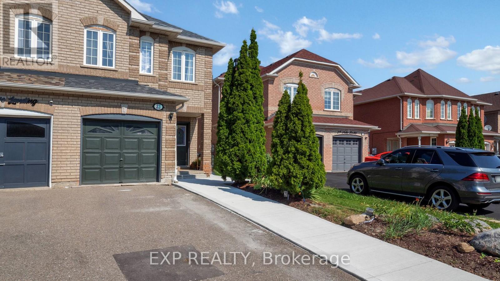 Residential Lease in Brampton (Fletcher's Creek Village) 2