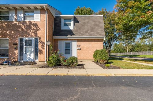 501 Adrian Ct, Brookville, OH, 45309-1101 | Card Image