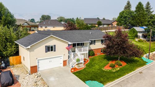 906 Delaware Dr, Buffalo, WY, 82834-2564 | Card Image