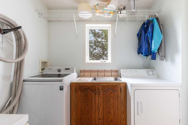 40-33049 Range Road 12, House other with 3 bedrooms, 3 bathrooms and 5 parking in Mountain View County AB | Image 16