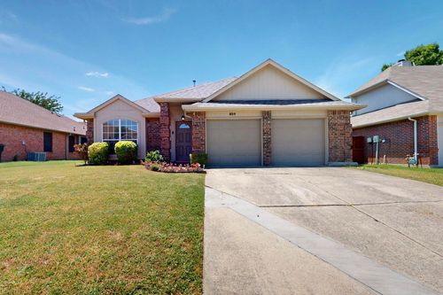 824 Ingleside Dr, Plano, TX, 75075-2575 | Card Image