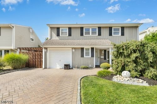 25 N Lincoln Ave, Colonia, NJ, 07067-2327 | Card Image