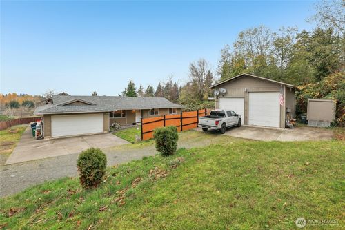 46914 286th Ave Se, Enumclaw, WA, 98022-9320 | Card Image