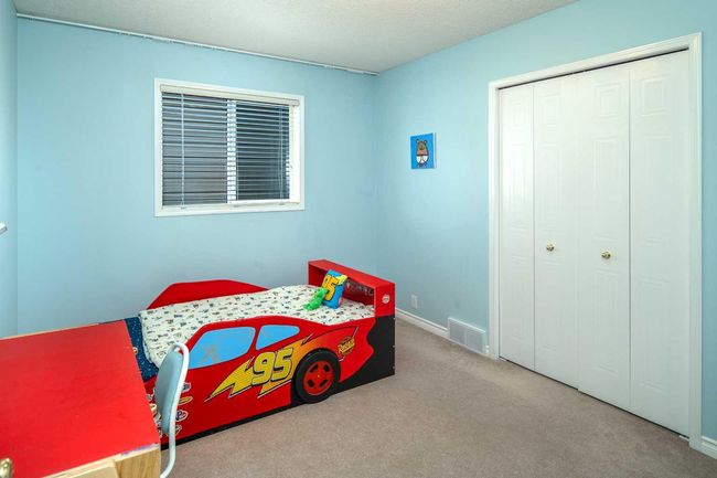 69 Millview Pk Sw, House other with 5 bedrooms, 4 bathrooms and 4 parking in Calgary AB | Image 29
