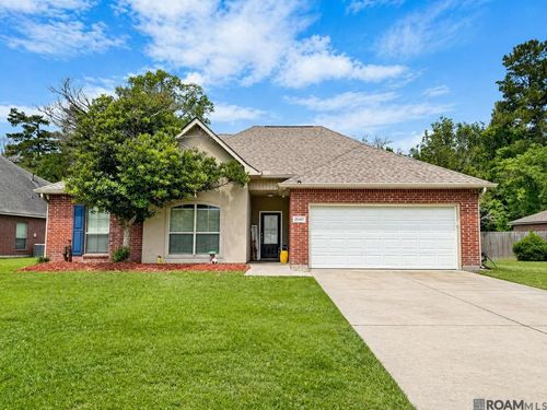 26461 Avoyelles Ave, Denham Springs, LA, 70726-6963 | Card Image