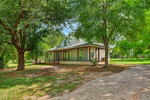 314 Matthews Rd, Carriere, MS, 39426-8347 | Card Image
