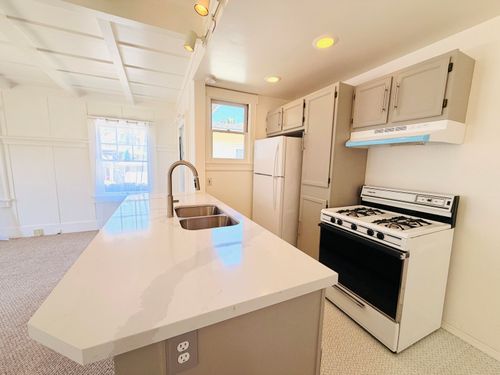 b-21 E Arrellaga St, SANTA BARBARA, CA, 93101-2501 | Card Image