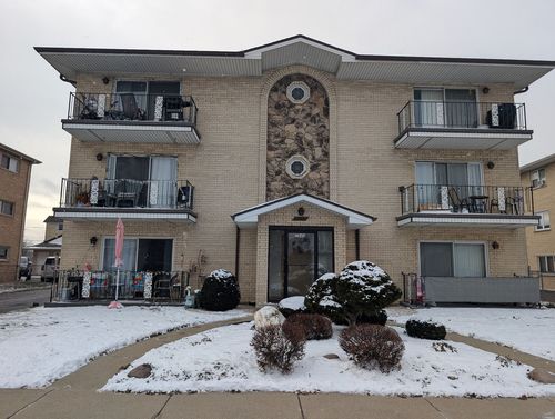 apt-2n-7840 Normandy Ave, Burbank, IL, 60459-1075 | Card Image