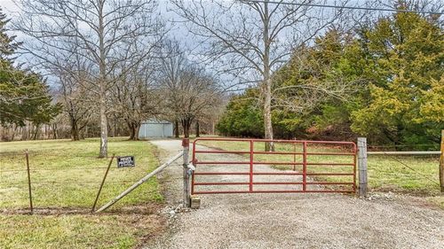 4745 Highway K 33, Wellsville, KS, 66092-8538 | Card Image