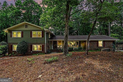 4106 Nancy Creek Way Ne, Brookhaven, GA, 30319-1740 | Card Image