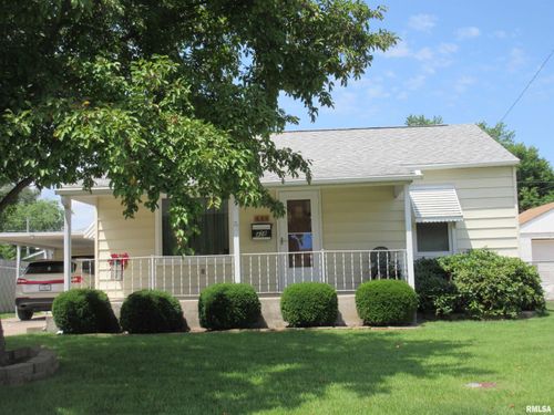 428 5th St E, Milan, IL, 61264-2817 | Card Image