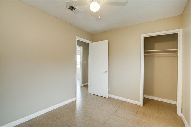 222 S Avenue G, House other with 4 bedrooms, 3 bathrooms and null parking in Freeport TX | Image 22