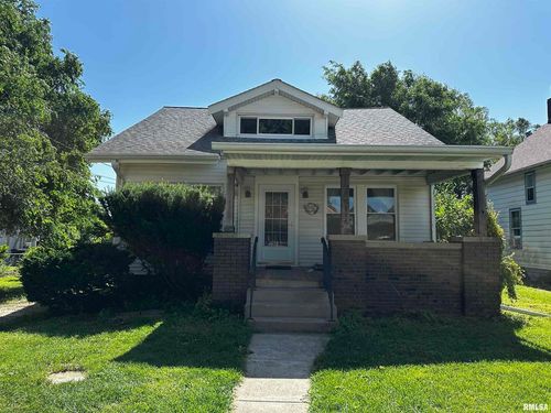 211 1st Ave, Carbon Cliff, IL, 61239-7716 | Card Image