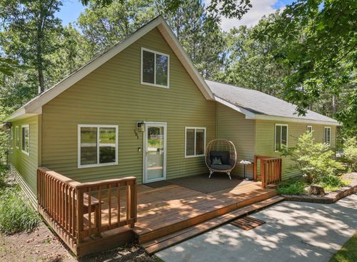 101 Winding Dr, Houghton Lake, MI, 48629-9153 | Card Image