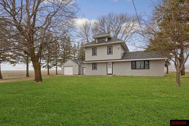 36530 251 St Ave, House other with 3 bedrooms, 2 bathrooms and null parking in Le Center MN | Image 4