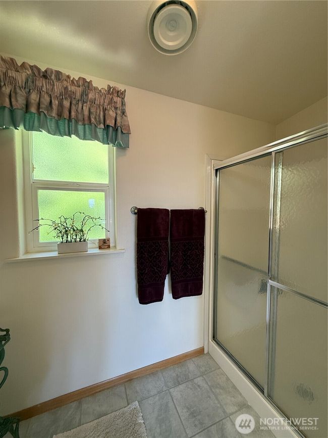 144 State Route 101, House other with 3 bedrooms, 2 bathrooms and 2 parking in Chinook WA | Image 17