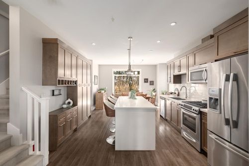 79-12161 237 St, Maple Ridge, BC, V4R0E7 | Card Image