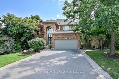 15 Pelham Dr, House other with 4 bedrooms, 4 bathrooms and 6 parking in Ancaster ON | Image 2