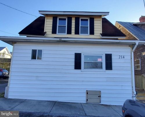 214 N East Ln, WINCHESTER, VA, 22601-5009 | Card Image