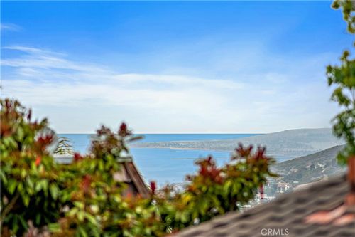 1185 Noria St, Laguna Beach, CA, 92651-3709 | Card Image