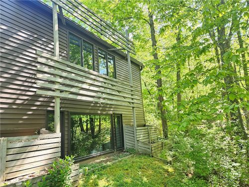7 Penny Ln, Ithaca, NY, 14850-6266 | Card Image