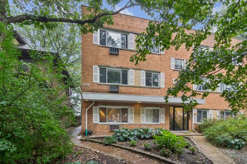 2f-820 Seward St, Evanston, IL, 60202-2884 | Card Image