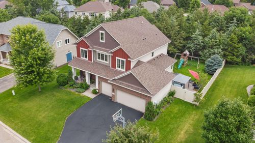 81 Lockwood Ct, HUDSON, WI, 54016-7743 | Card Image